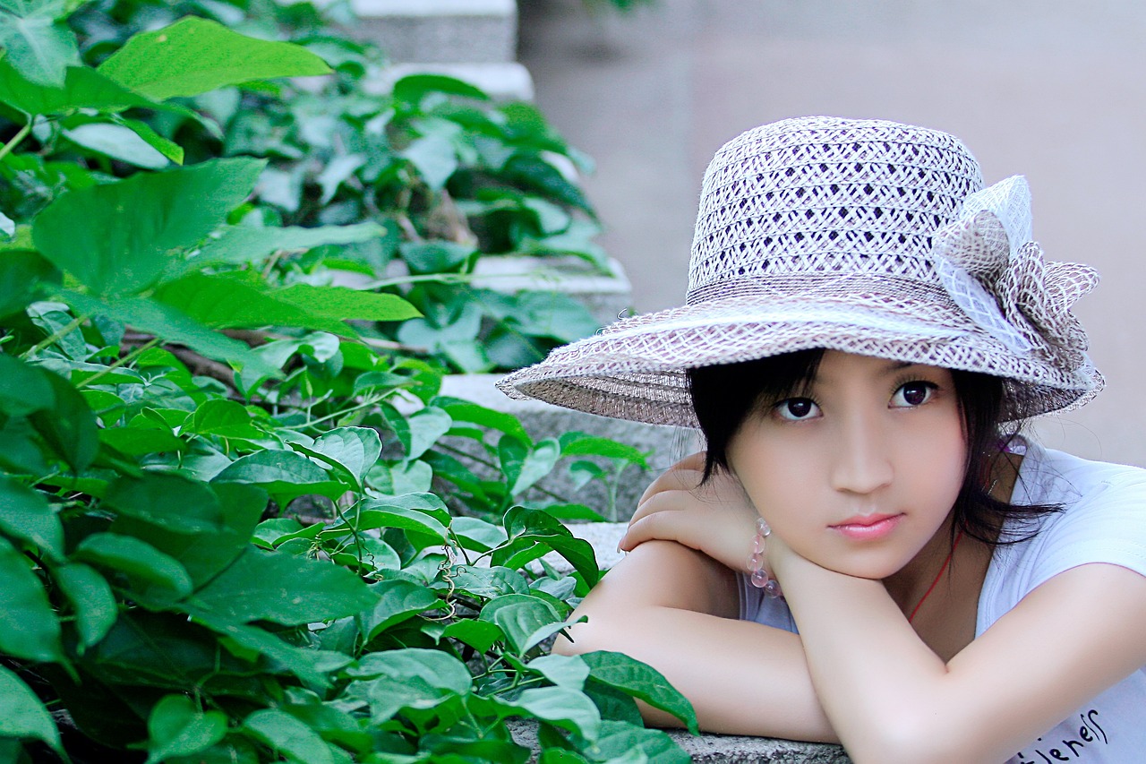 四月美女演员，璀璨星光下的生命闪耀